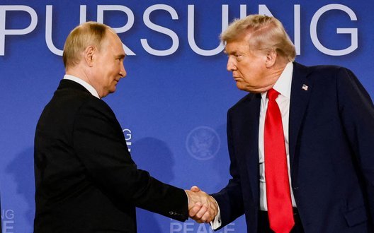 Erdoğan propune o întâlnire între Trump și Putin în Turcia