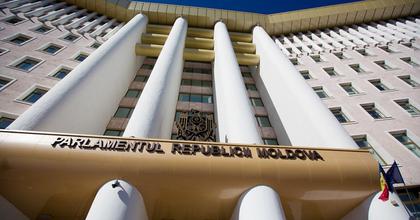 Comisii parlamentare conduse de Nicu Popescu, Marcel Spătari, Lilian Carp