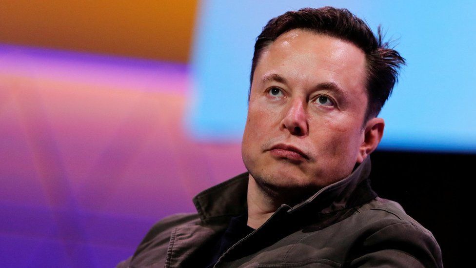 Tesla ar putea să-l piardă pe Elon Musk din cauza pachetului salarial