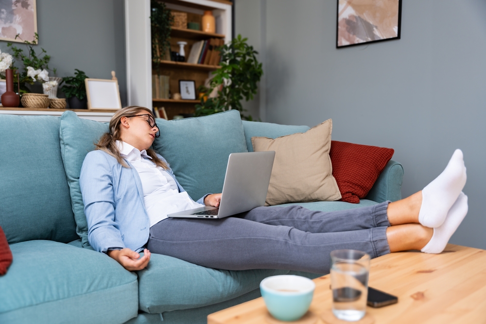 Somnul pierdut după 40 de ani: de ce femeile au nevoie de mai mult somn