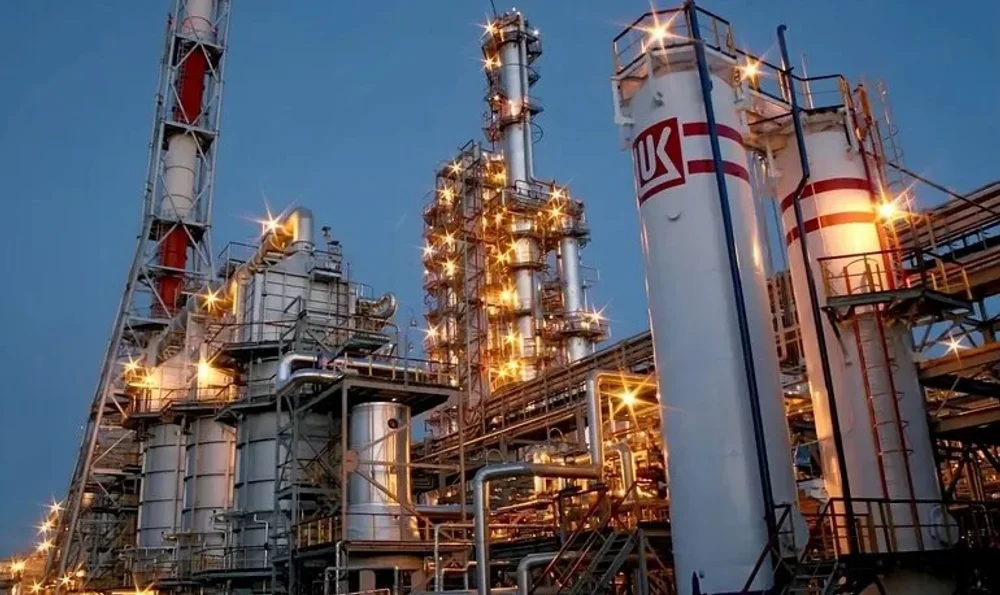 Imperiul Lukoil se clatină sub sancțiunile occidentale