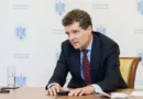 Nicuşor Dan susține că salariul minim prea mare poate duce la pierderi de locuri de muncă