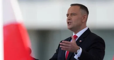 Parlamentul polonez respinge proiectul de lege al lui Nawrocki