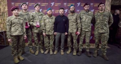 Zelenskyy acordă ordine apărătorilor ucraineni de pe frontul Pokrovsk