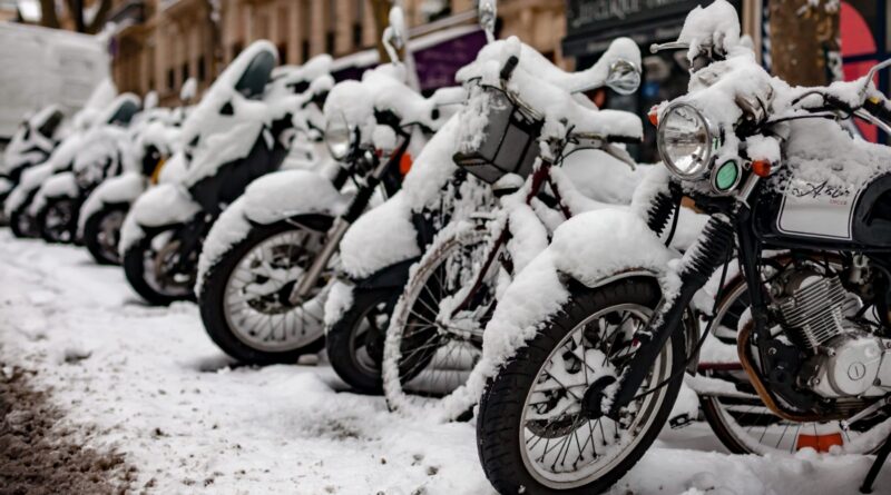 Cum să pregătești motocicleta pentru sezonul rece
