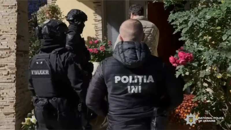 Un moldovean, primul străin cercetat în Ucraina pentru mercenariat