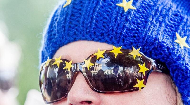 Aderarea României la UE a crescut PIB-ul pe cap de locuitor de 6,5 ori