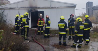 Incendiu la un cămin al unei întreprinderi de asfalt din Vatra