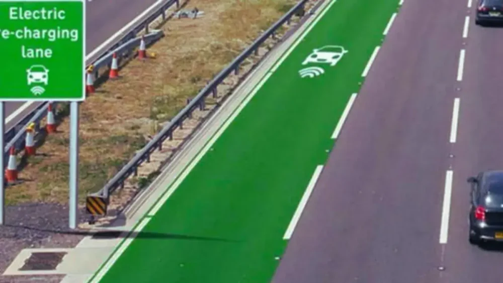 Autostradă lângă Paris cu încărcare wireless pentru mașini electrice