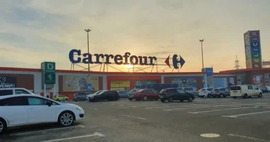 Frații Pavăl intenționează să achiziționeze Carrefour