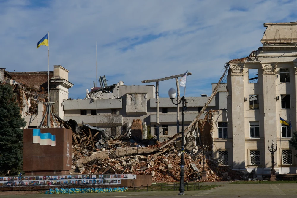 Viața ucrainenilor în teritoriile ocupate de Rusia povestită de refugiați