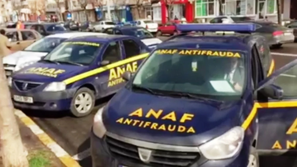 Fraudă de 55 de milioane de lei printr-un mecanism „suveică”