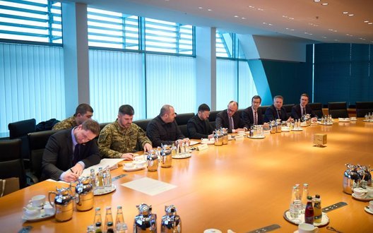 Întâlnirea dintre Zelenskyy și delegația americană la Berlin a început