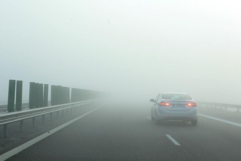 Cod galben de ceață în opt județe cu vizibilitate redusă