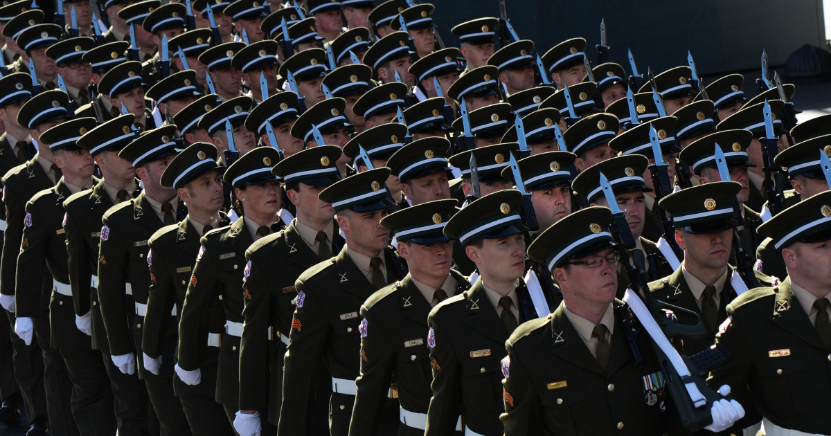 Irlanda își crește bugetul militar cu 55% după incidentul cu drone