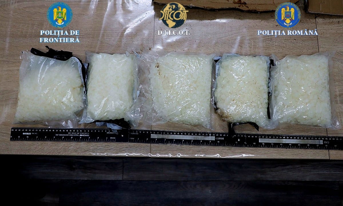 Accesibilitatea drogurilor a crescut, avertizează Rareș Petru Achiriloaie