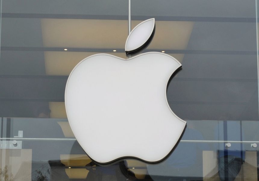 Dezvoltatorii de aplicații solicită UE să intervină împotriva comisioanelor Apple