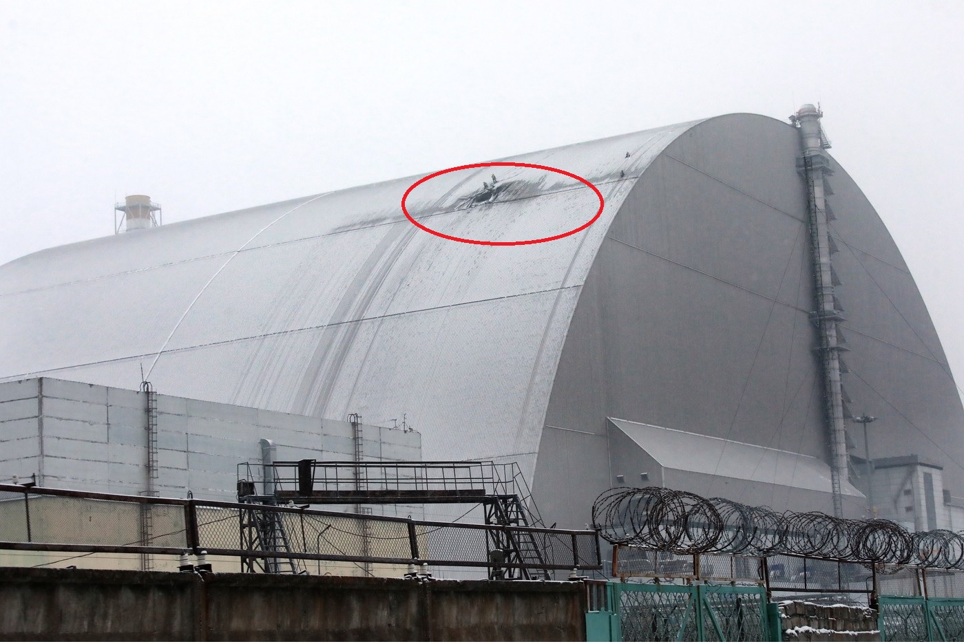 Scutul de protecție al centralei de la Cernobîl a fost deteriorat