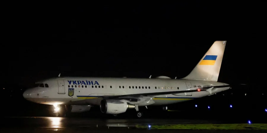 Droni necunoscute au urmărit avionul lui Zelenskyy în Irlanda