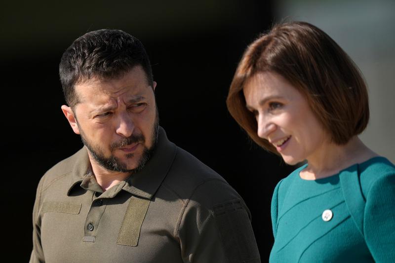 Liderii mai multor țări au semnat la Haga tratatul pentru despăgubiri de război