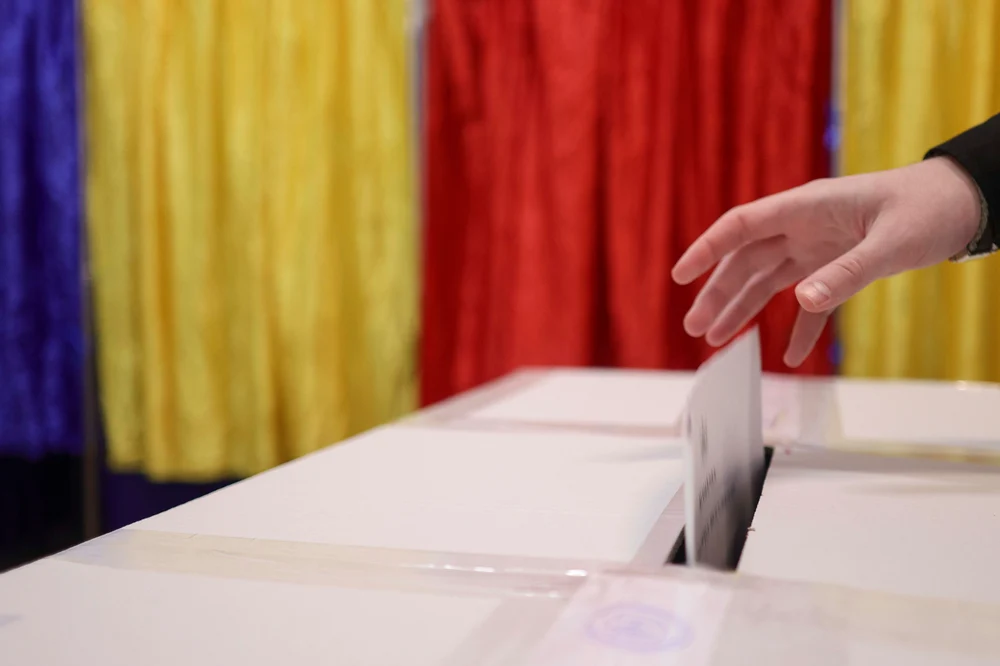 Fraude la vot raportate în București, investigate de poliție