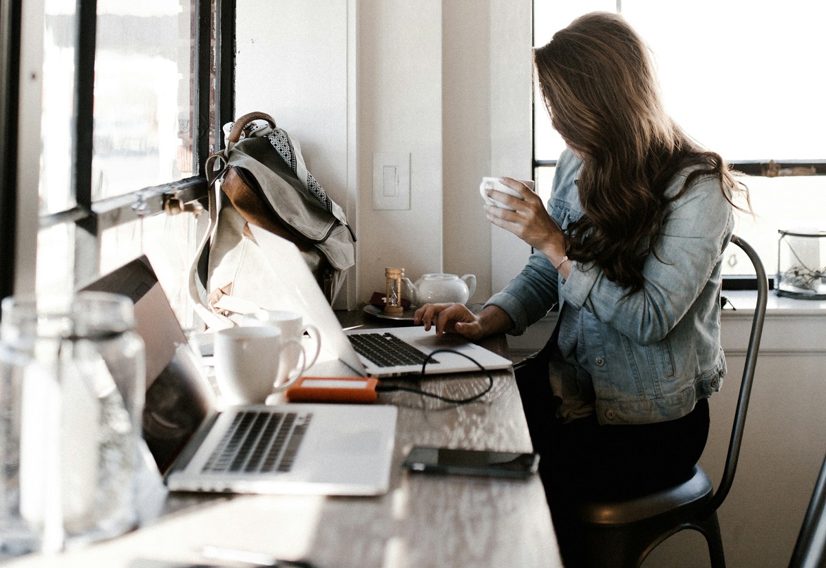 Amenzi pentru violența la locul de muncă, discutate în ședința de guvern