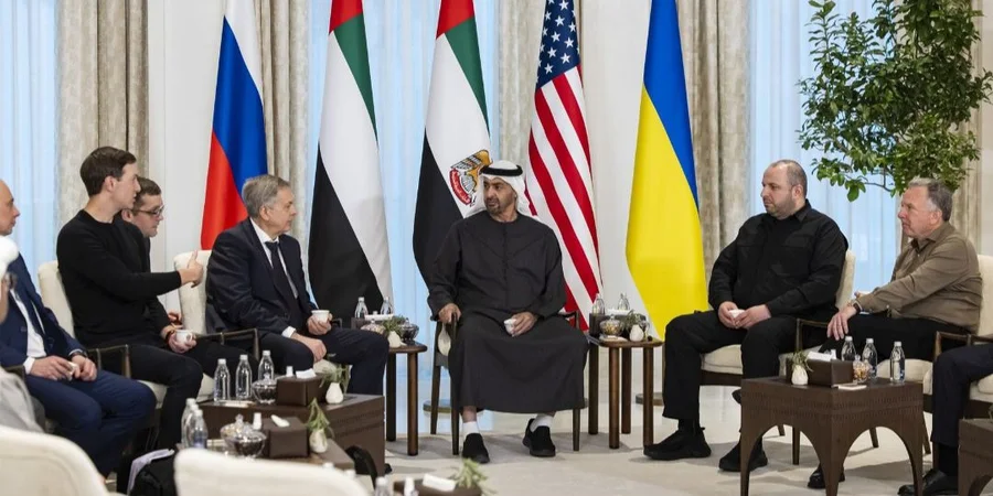 Statele Unite, Rusia și Ucraina reiau discuțiile la Abu Dhabi