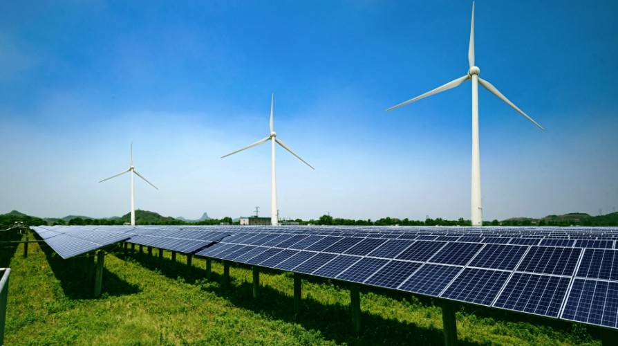 Hackeri ruși atacă rețeaua energetică a Poloniei din cauza securității slabe