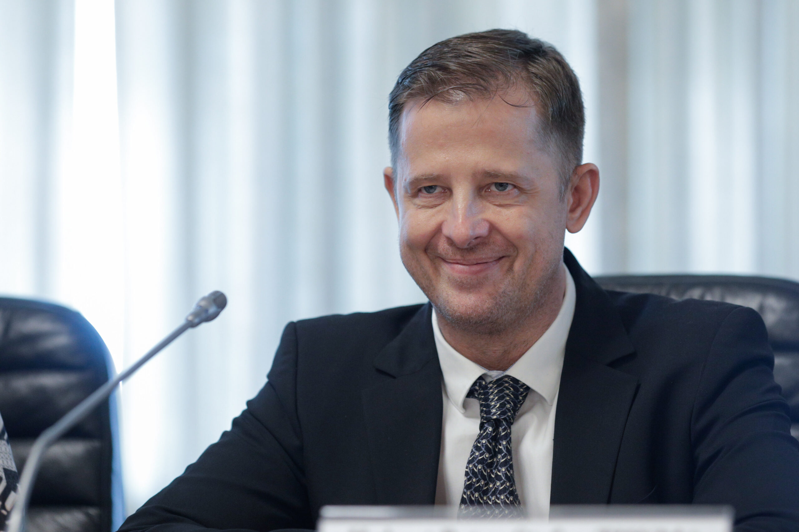 Un lider PNL solicită mai mulți bani de la guvern înaintea ședinței cu Bolojan