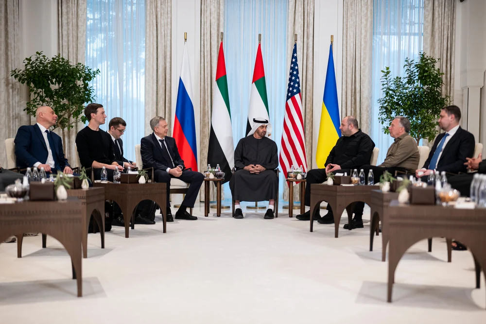 A doua zi de discuții SUA-Ucraina-Rusia la Abu Dhabi