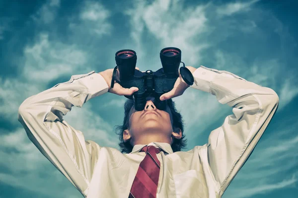 Doar 30% dintre CEO cred că vor avea venituri mai mari în 2026