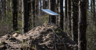 SpaceX ia măsuri împotriva utilizării Starlink pe dronele rusești