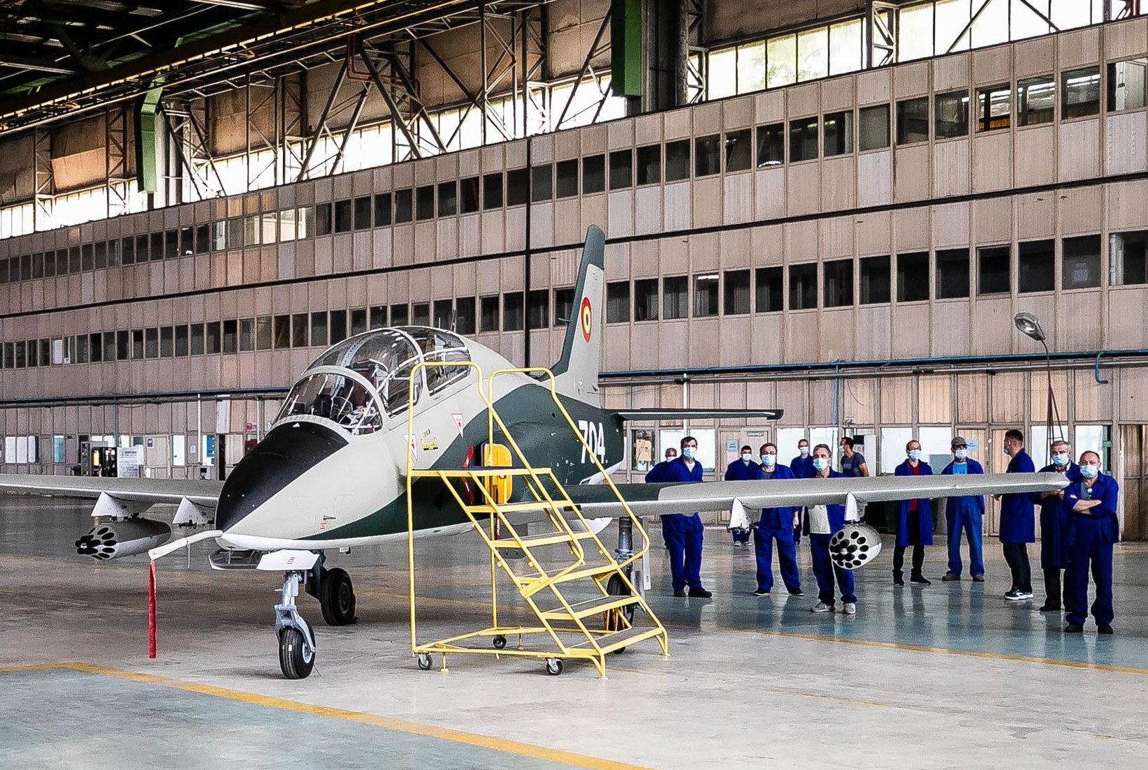 Avionul IAR-99 Șoim aflat în fabrica Avioane Craiova din România, 14 august 2020, fotografie de arhivă
