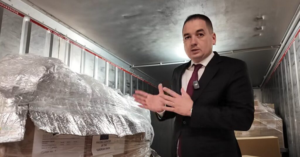 Alexandru Bociu, președintele ANSVSA, în imagine din anunțul video difuzat la 24 octombrie 2026 despre vaccinarea de urgență a oilor și caprelor din Constanța și Tulcea