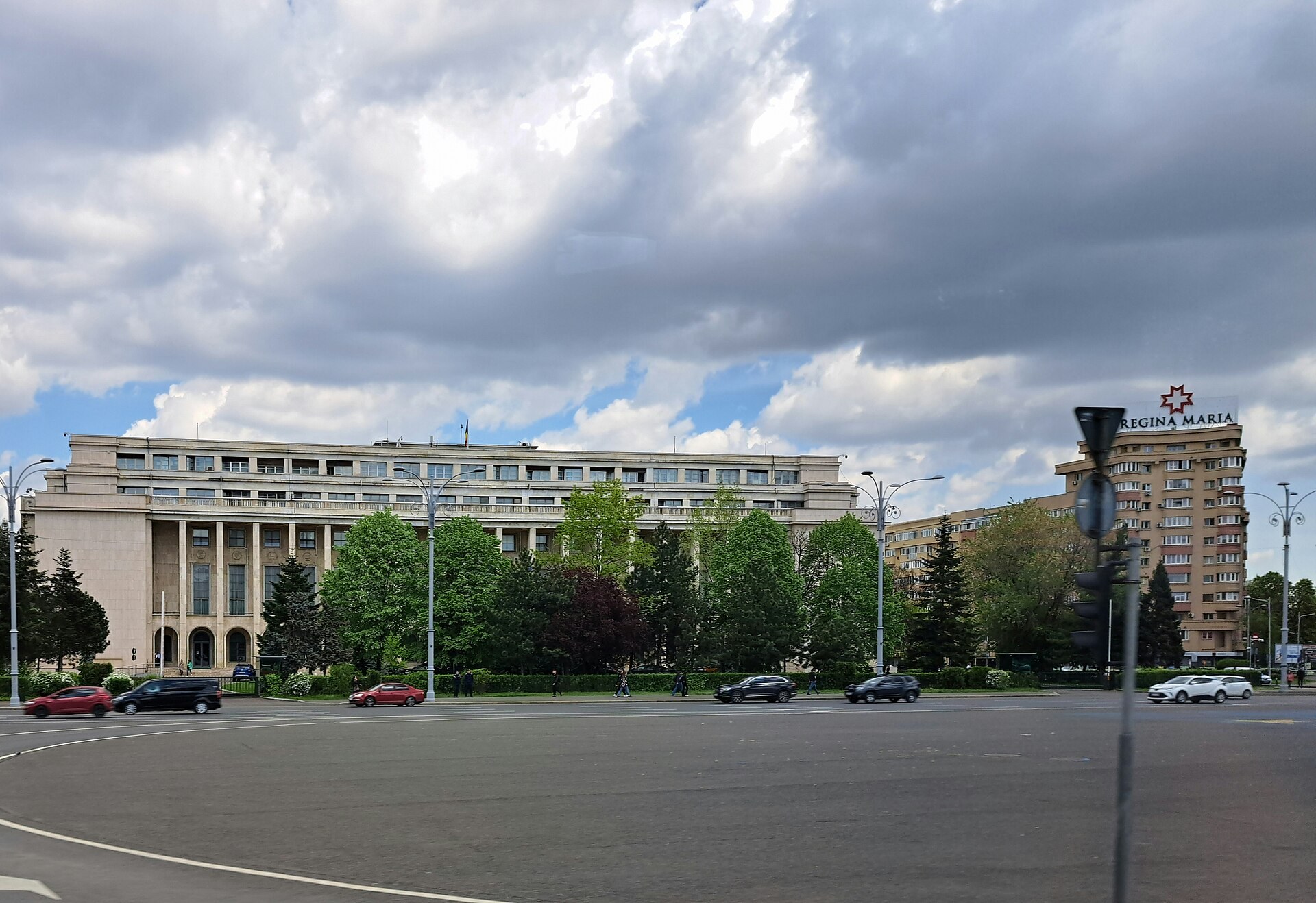 Palatul Victoria, sediul Guvernului României, imagine arhivă realizată la 26 aprilie 2023, nu ședința PNRR din 23 octombrie 2026